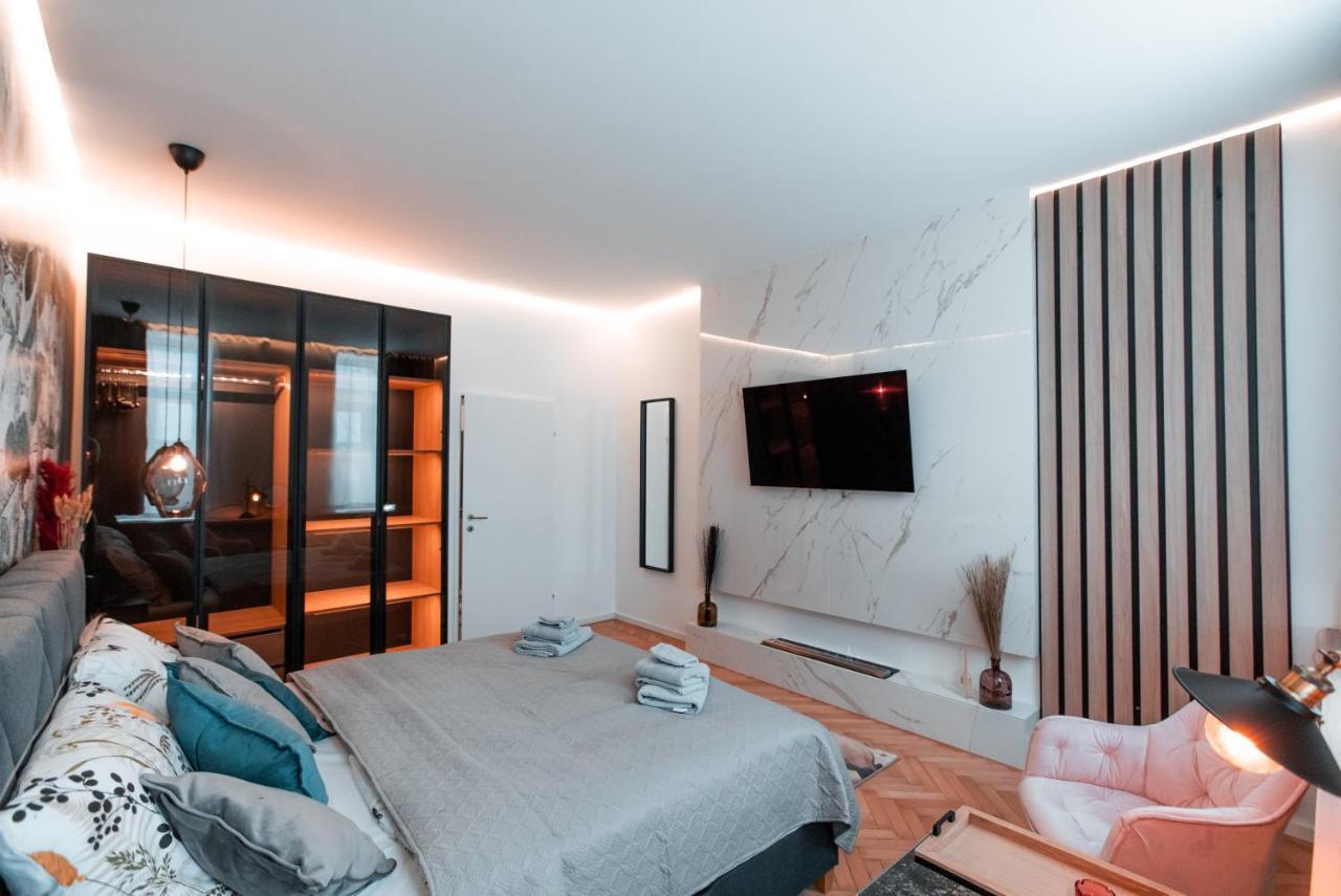 Petit Luxe Apartment Виена Екстериор снимка