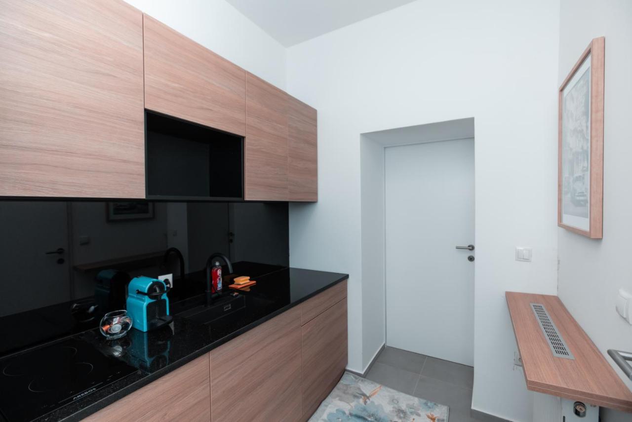 Petit Luxe Apartment Виена Екстериор снимка